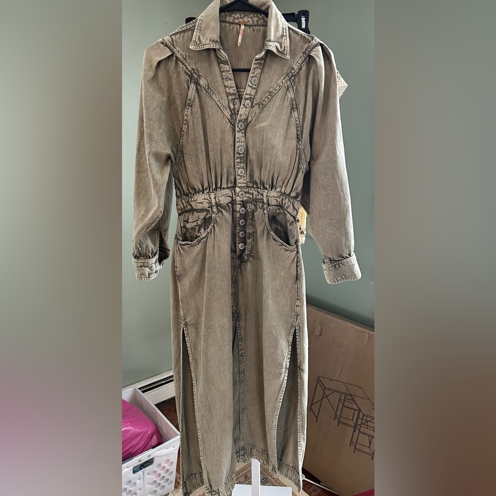 Free People Mad Love Midi Dress in gray  NWOT